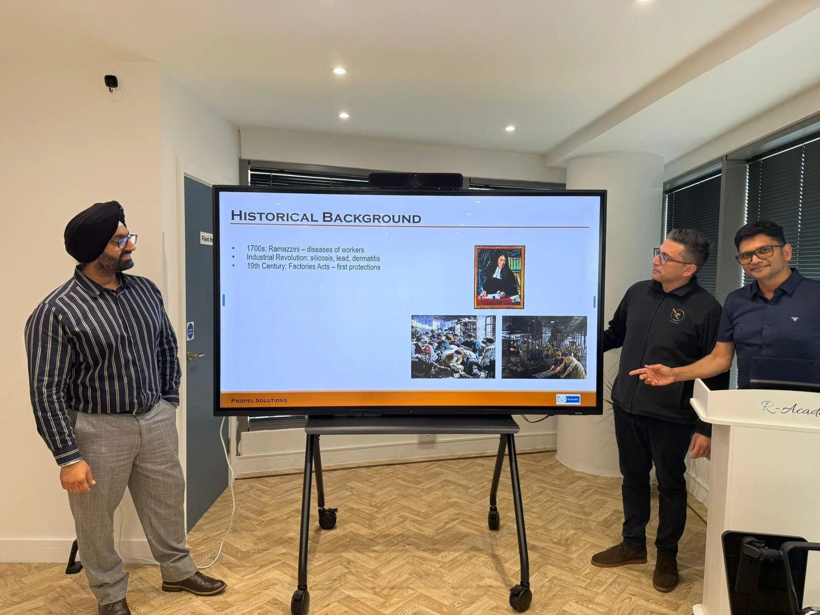 WhatsApp Image 2025-11-18 at 9.43.09 PM (3)